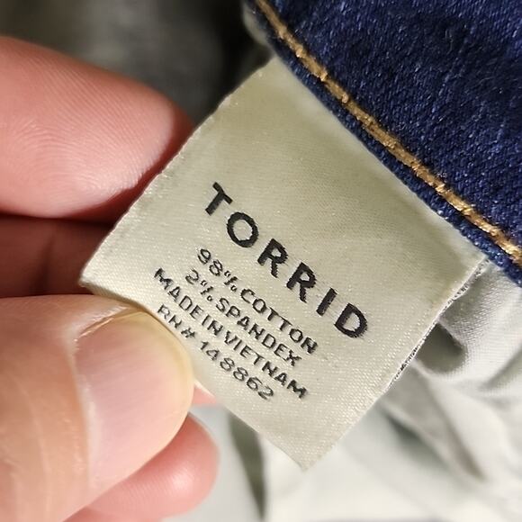 Torrid Ex Boyfriend Relaxed Distressed Jeans Womens Plus Size 22 - Picture 11 of 11